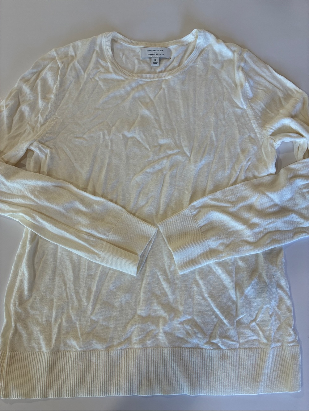 Banana Republic Forever Sweater Cream Size Small Basic Timeless Capsule Wardrobe